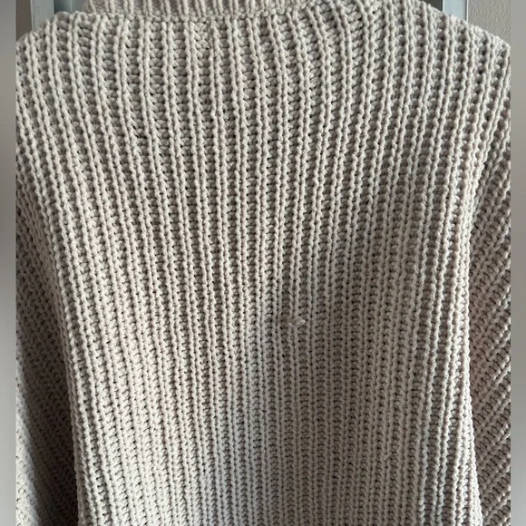 POL Oversized Chunky Chenille Sweater Size Large - Picture 6 of 9